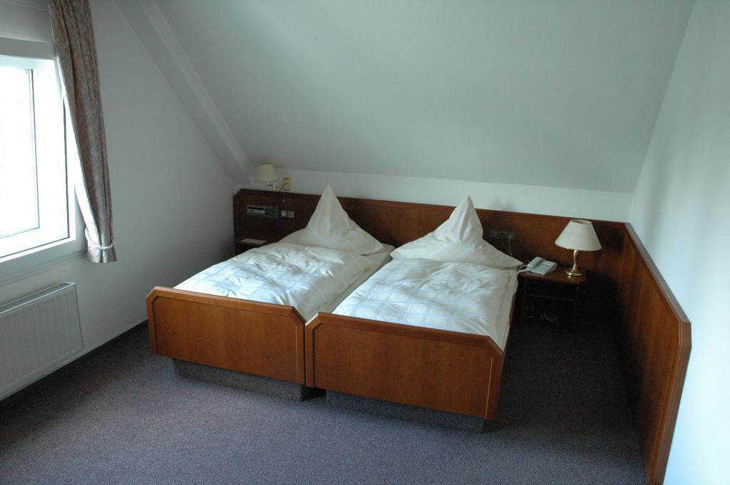 Hotel Heyder Burscheid Esterno foto