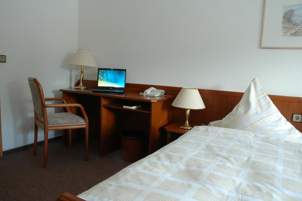 Hotel Heyder Burscheid Esterno foto