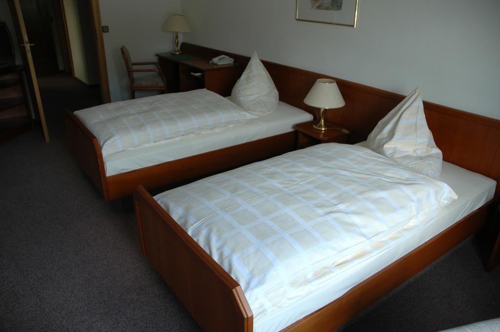 Hotel Heyder Burscheid Esterno foto