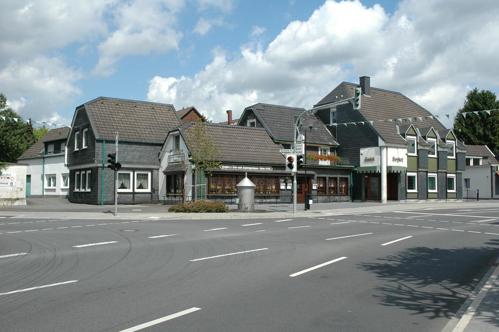 Hotel Heyder Burscheid Esterno foto